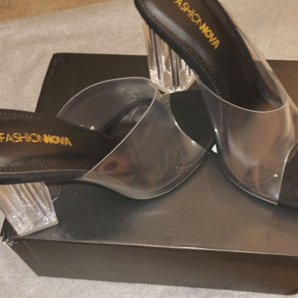 Size 7 black&clear heels